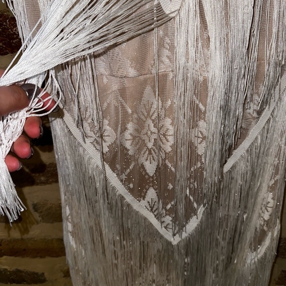 White fringe wedding dress- never worn - Picture 5 of 8